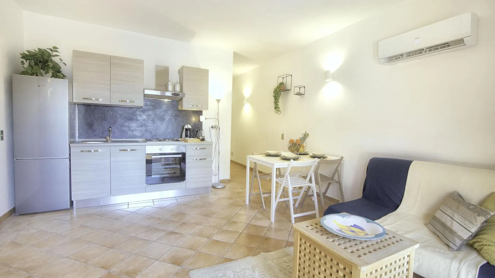 Green Design Apartment La Maddalena  Italia