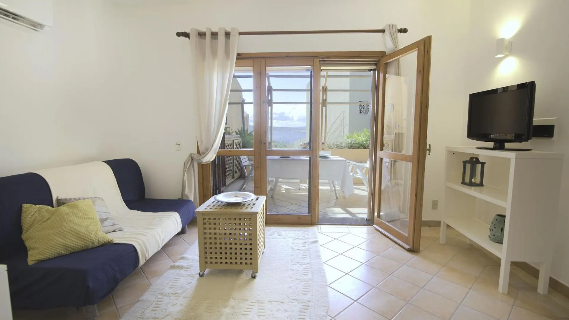 Green Design Apartment La Maddalena  Italia